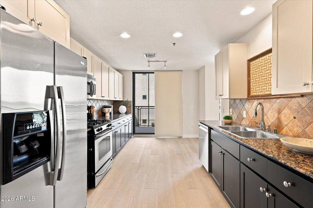 2302 N Central Avenue - Photo 9