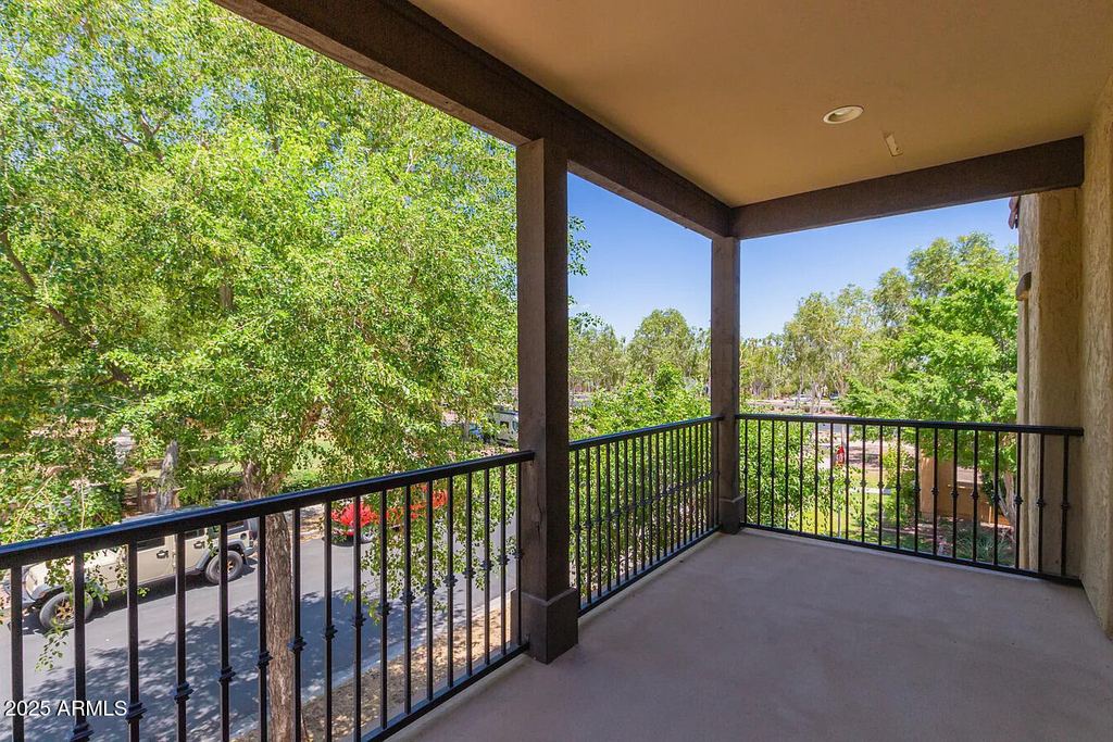 21125 W Elm Way - Photo 28