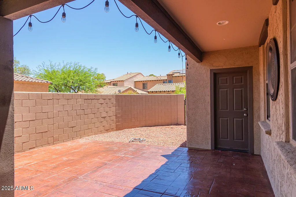 21125 W Elm Way - Photo 29