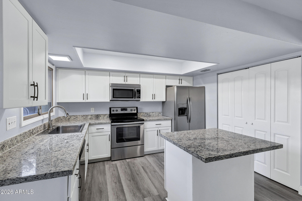 14 E Hermosa Drive - Photo 8