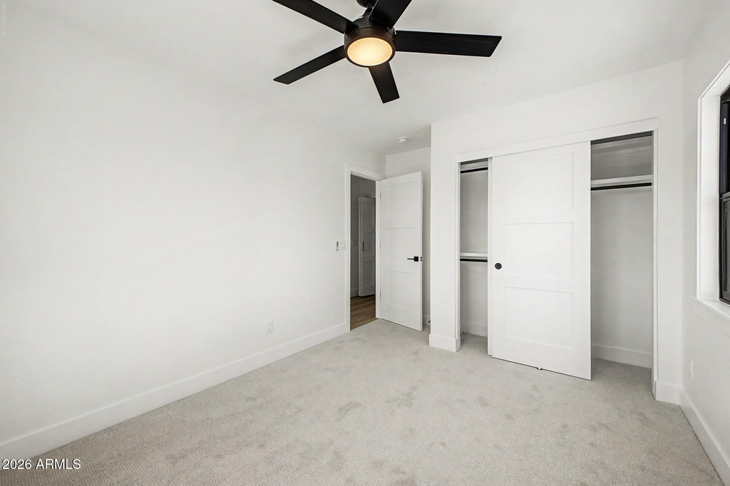 920 E Pasadena Avenue - Photo 22