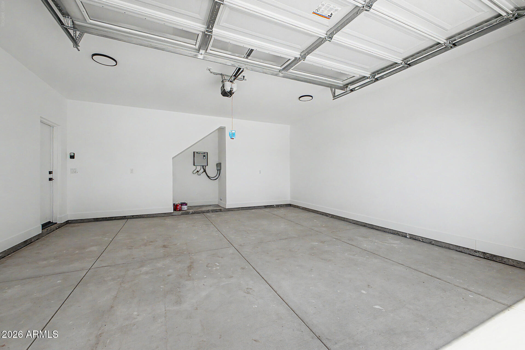 920 E Pasadena Avenue - Photo 28