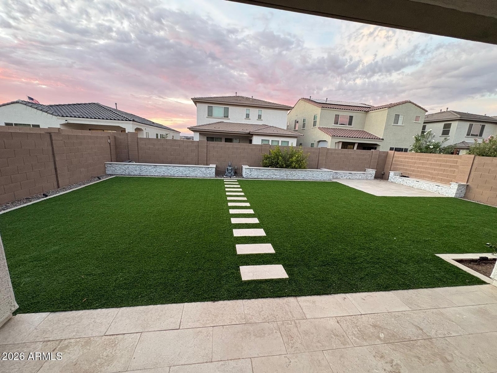 7710 W Crabapple Drive - Photo 9
