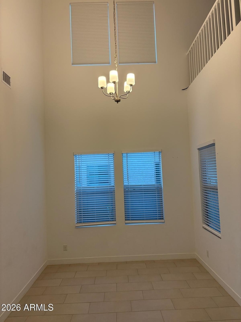 7710 W Crabapple Drive - Photo 5
