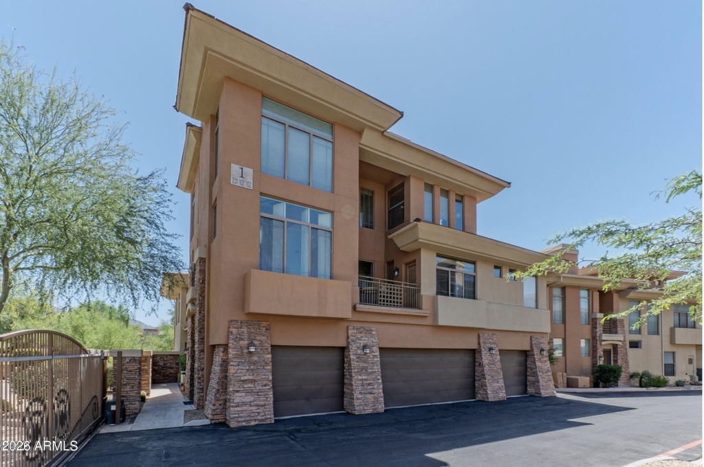 14450 N Thompson Peak Parkway - Photo 0