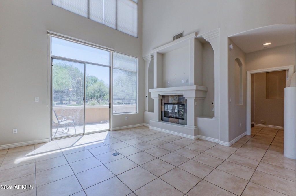 14450 N Thompson Peak Parkway - Photo 2