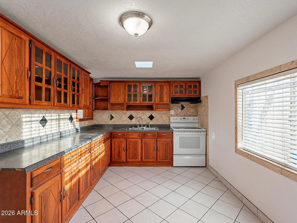 17410 N 16th Avenue - Photo 4
