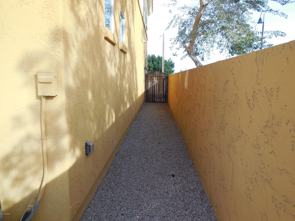 1131 E Cedar Street - Photo 25