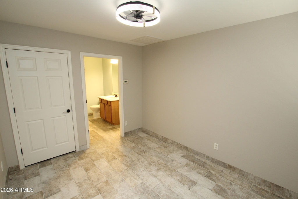 8984 W Nicolet Avenue - Photo 35