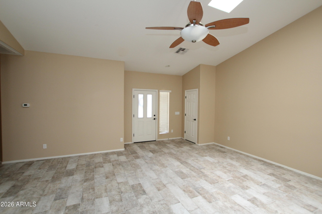 8984 W Nicolet Avenue - Photo 8