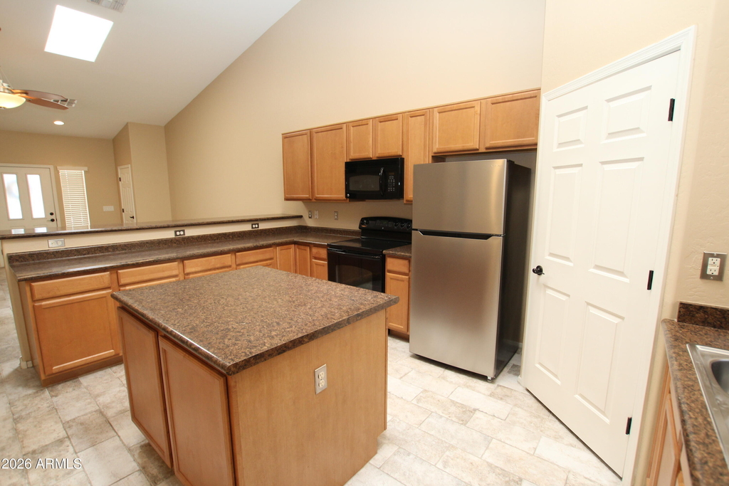 8984 W Nicolet Avenue - Photo 14
