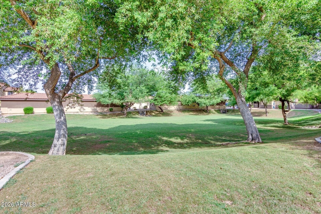 10136 E Southern Avenue - Photo 27