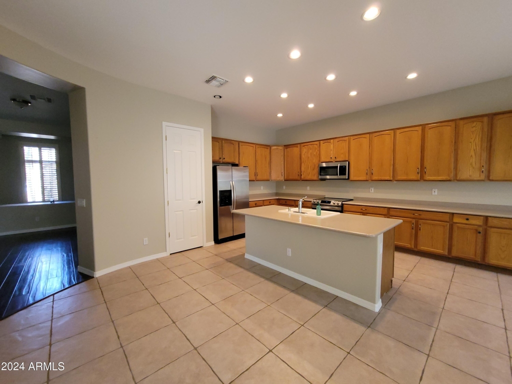 2461 W Marlin Drive - Photo 22