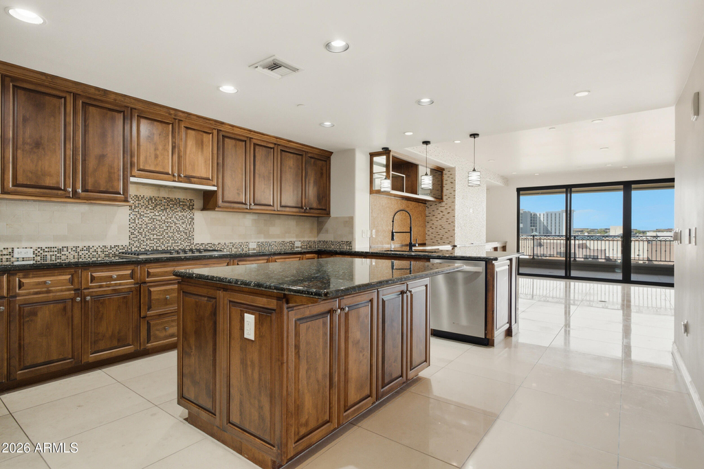 7175 E Camelback Road - Photo 2