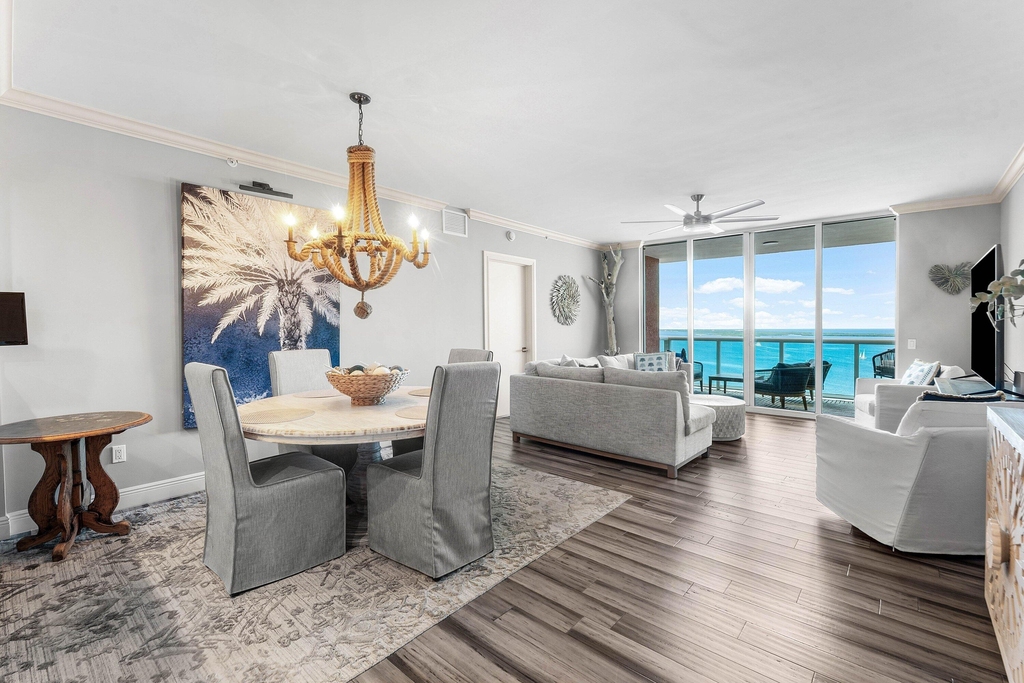 2650 Lake Shore Drive - Photo 2