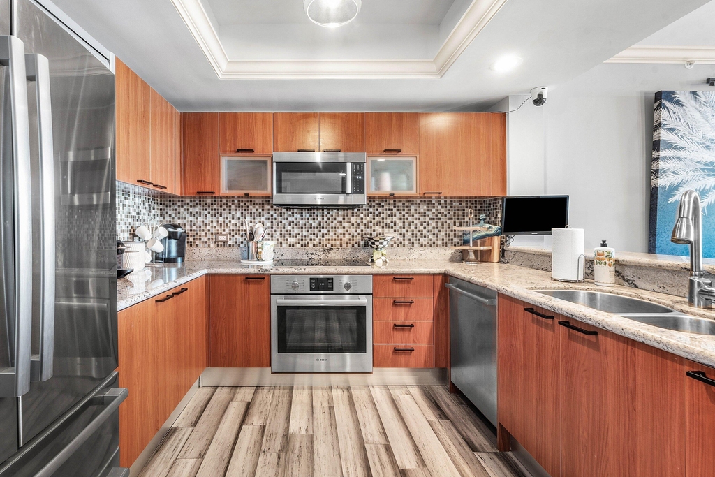 2650 Lake Shore Drive - Photo 9