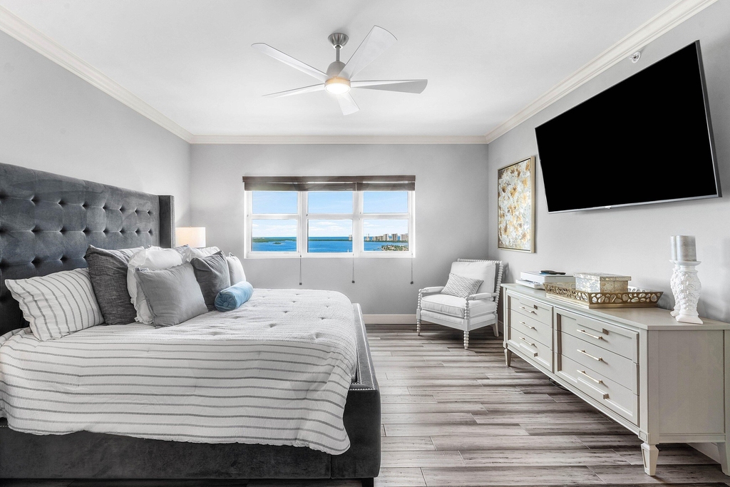 2650 Lake Shore Drive - Photo 15