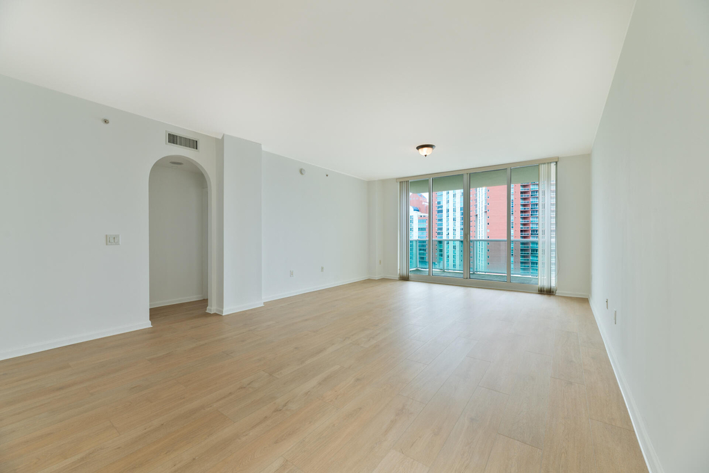 3340 Ne 190th Street - Photo 21