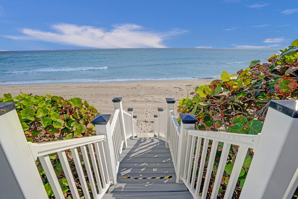 1169 Hillsboro Mile - Photo 22