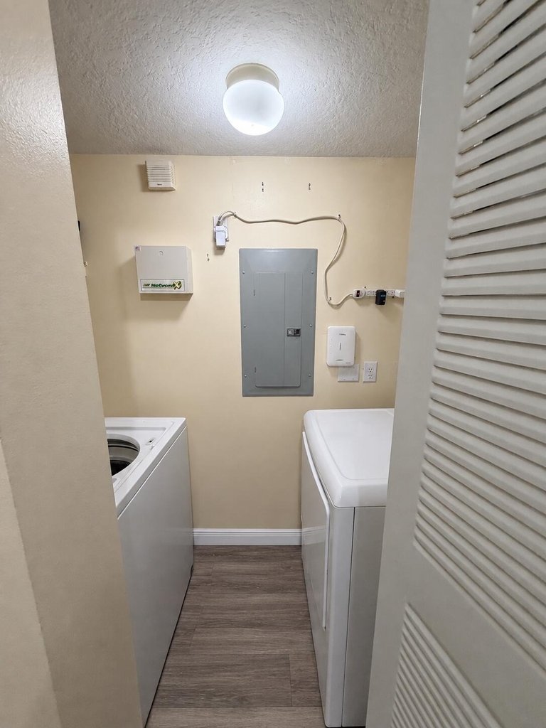 4241 San Marino Boulevard - Photo 9