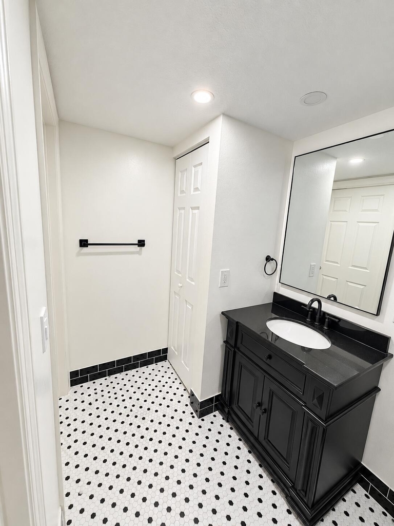 4241 San Marino Boulevard - Photo 8