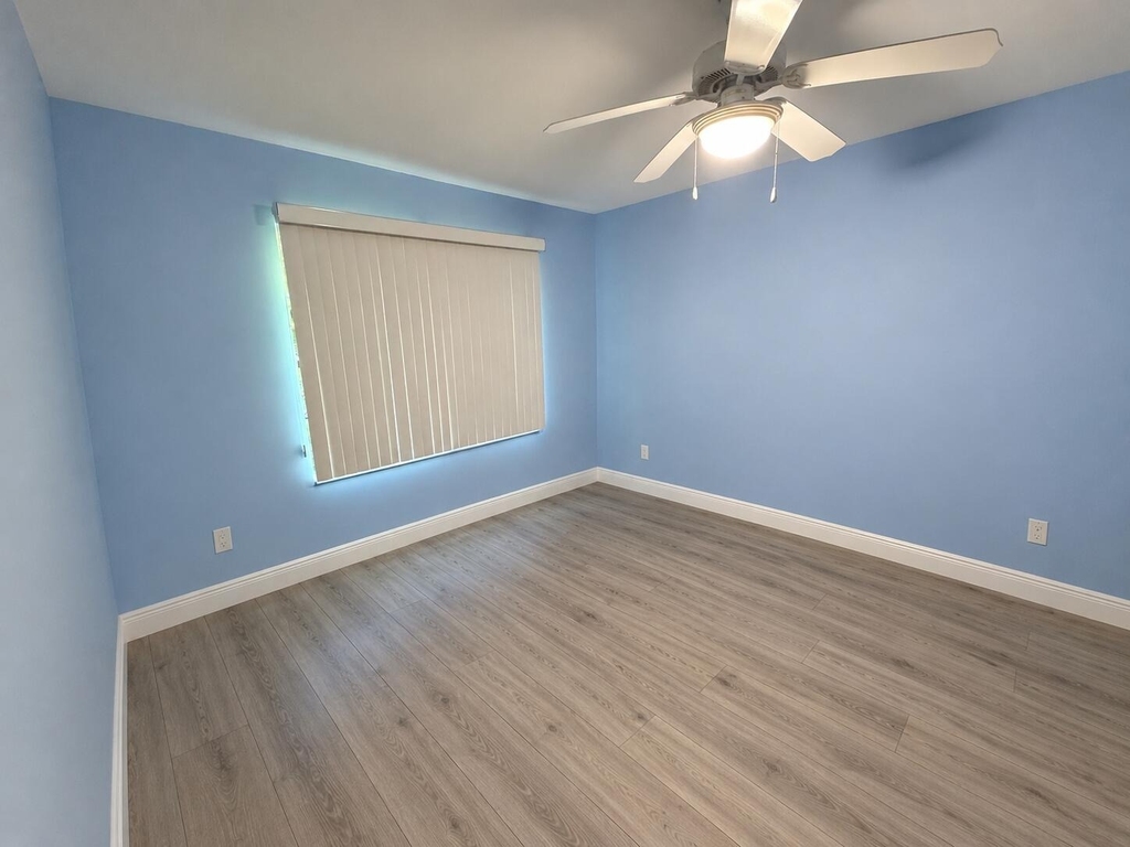 4241 San Marino Boulevard - Photo 5