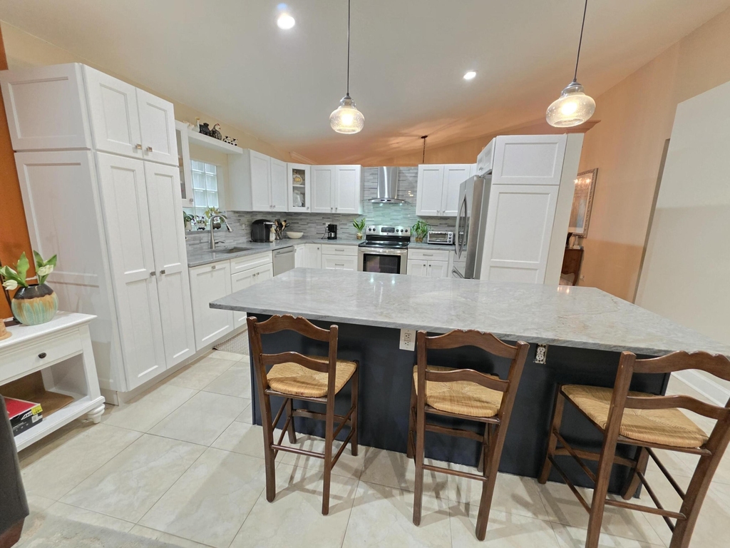 7172 Catalina Way - Photo 1