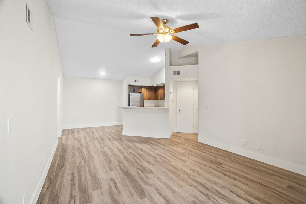 12730 Vista Isles Drive - Photo 6