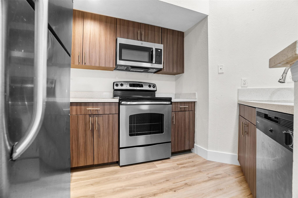 12730 Vista Isles Drive - Photo 9