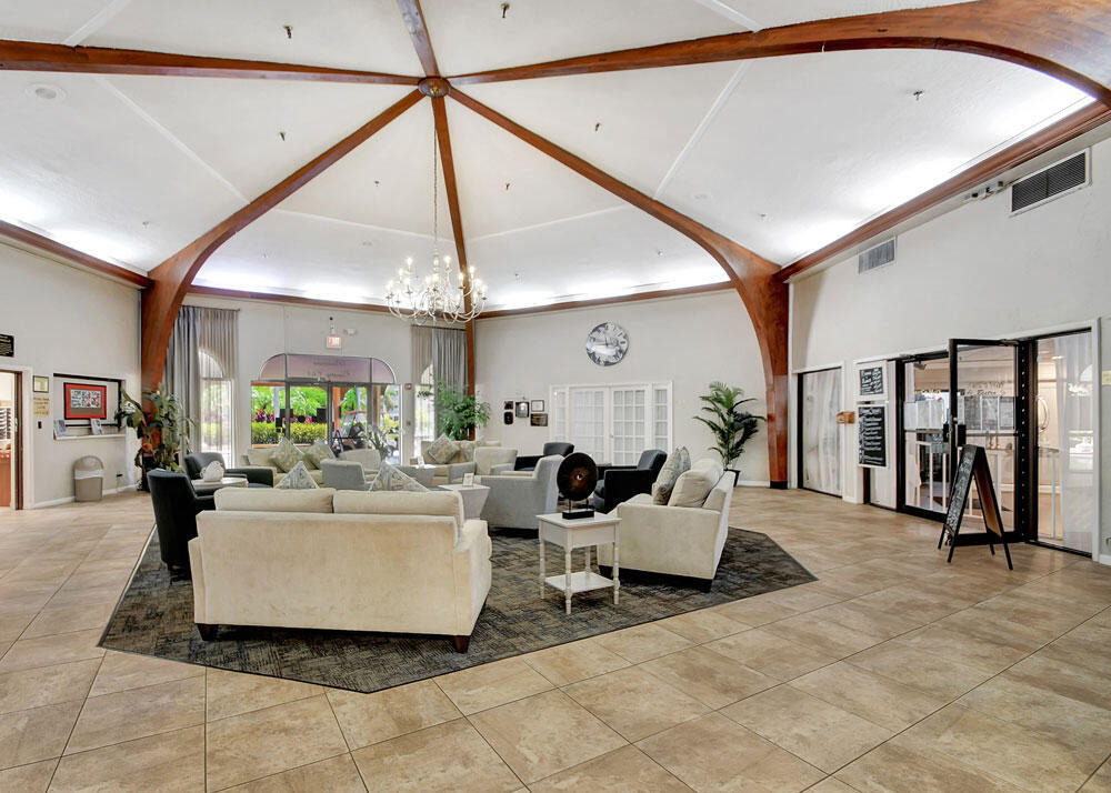 3661 Via Poinciana - Photo 3