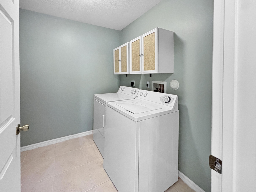 4528 Thornwood Circle - Photo 16