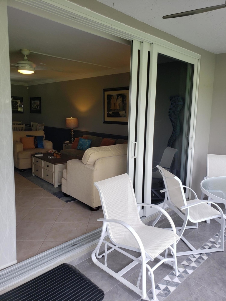 3980 Oaks Clubhouse Drive - Photo 11