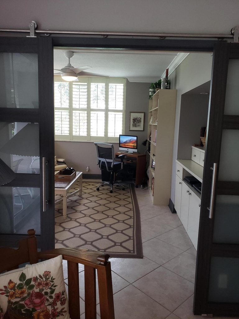 3980 Oaks Clubhouse Drive - Photo 14