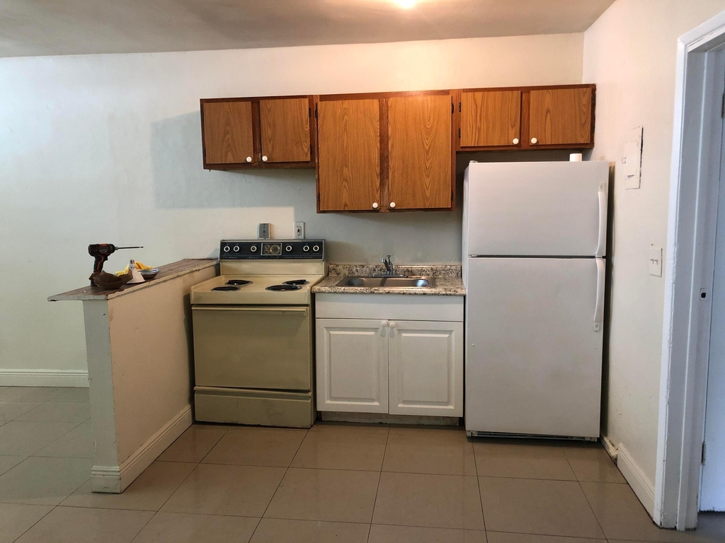 714 Nw 2nd Avenue - Photo 3