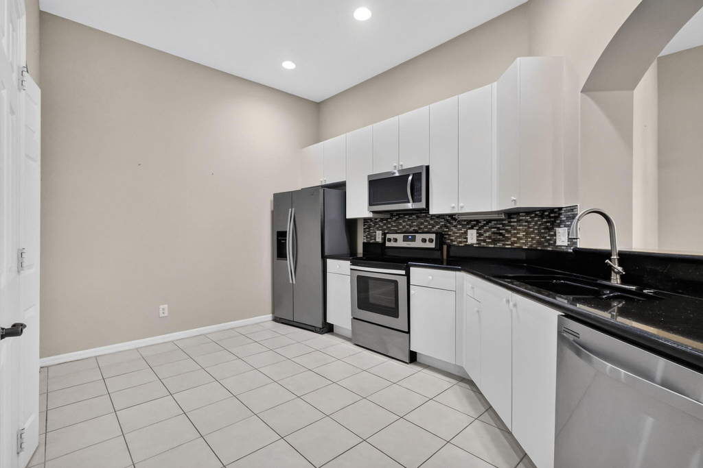 4948 Fulton - Photo 13