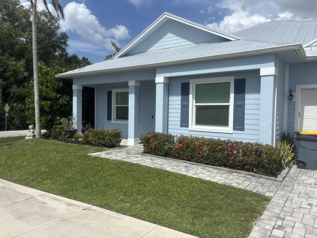 3451 Sw Loggerhead Court - Photo 0