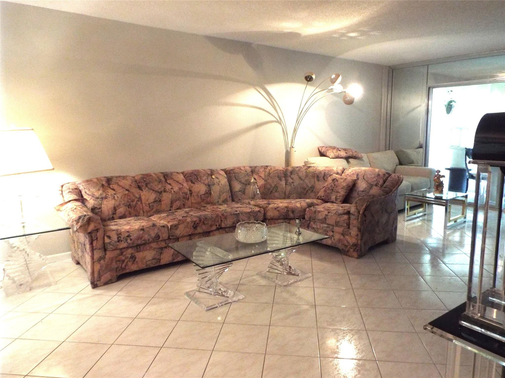 2201 Lucaya Bend - Photo 4