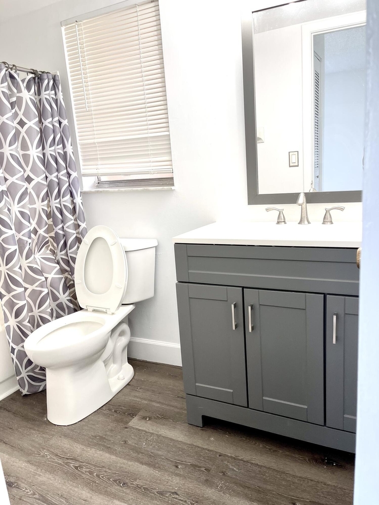 3822 N University Drive - Photo 8