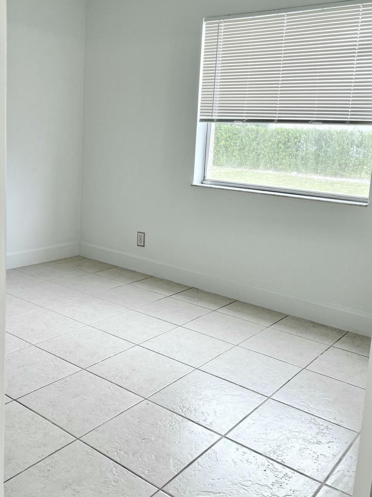 3822 N University Drive - Photo 11