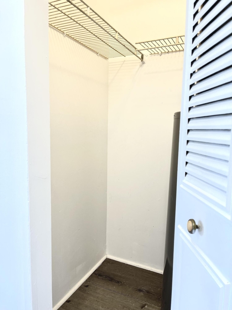 3822 N University Drive - Photo 9