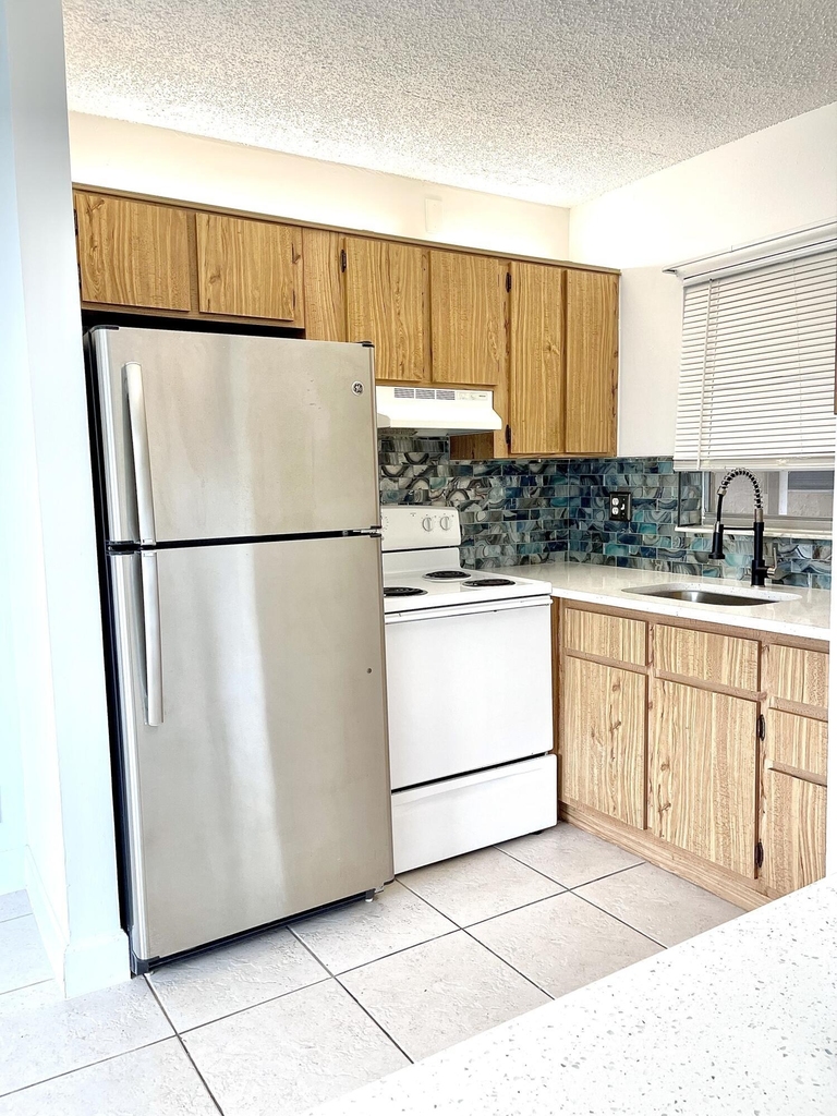 3822 N University Drive - Photo 1