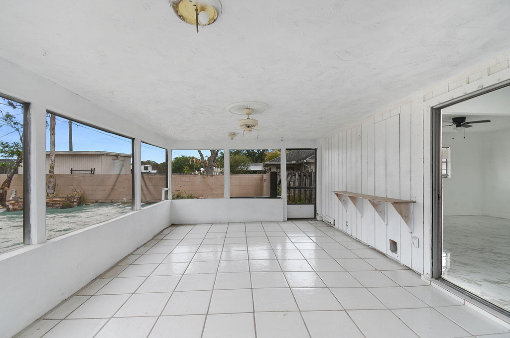 325 Nw Rebecca Avenue - Photo 19