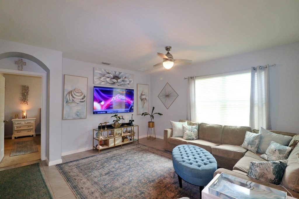 1465 Se Grapeland Avenue - Photo 7