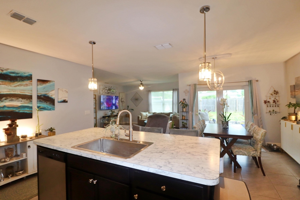 1465 Se Grapeland Avenue - Photo 5
