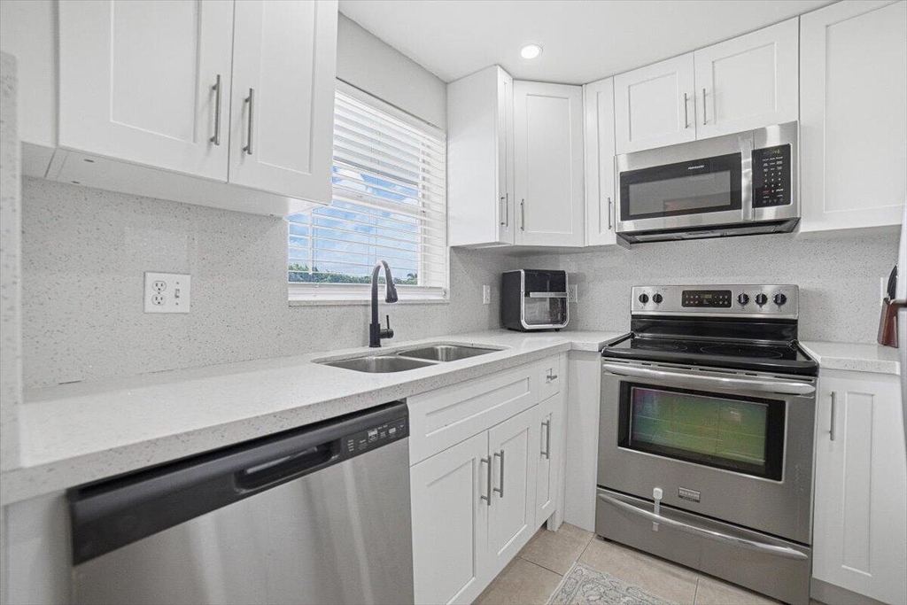 2755 W Atlantic Avenue - Photo 4