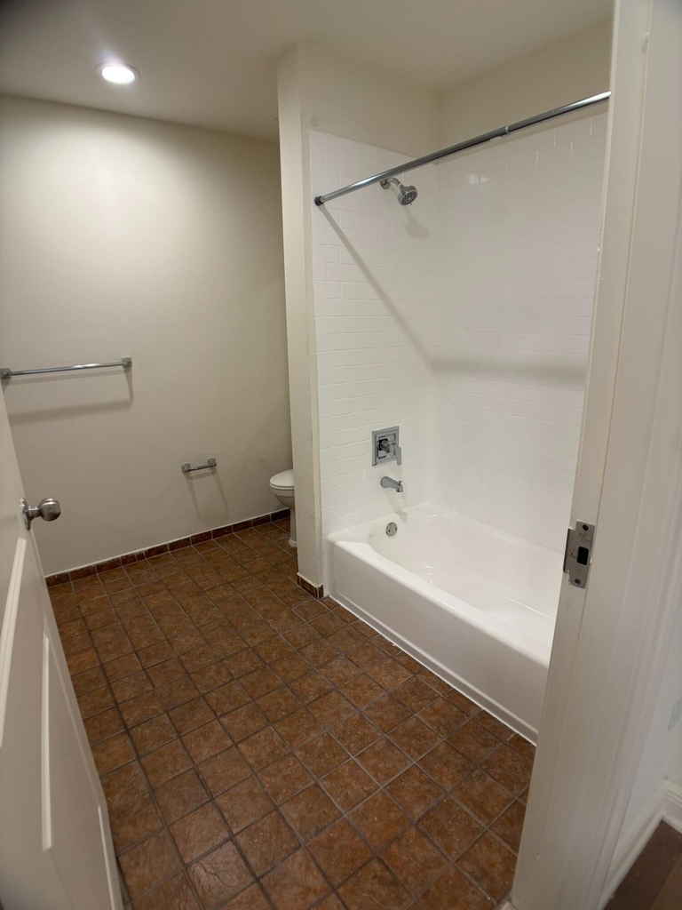 150 Se 3rd Avenue - Photo 26