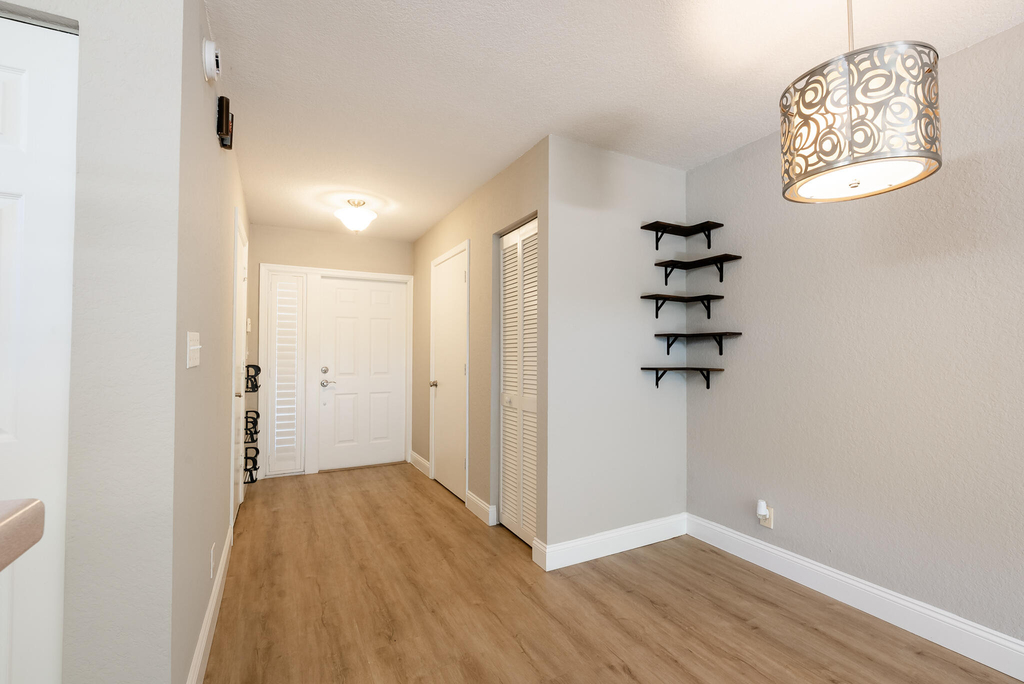 8956 Nw 38th Drive - Photo 6