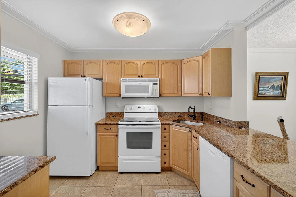 1541 S Ocean Boulevard - Photo 1