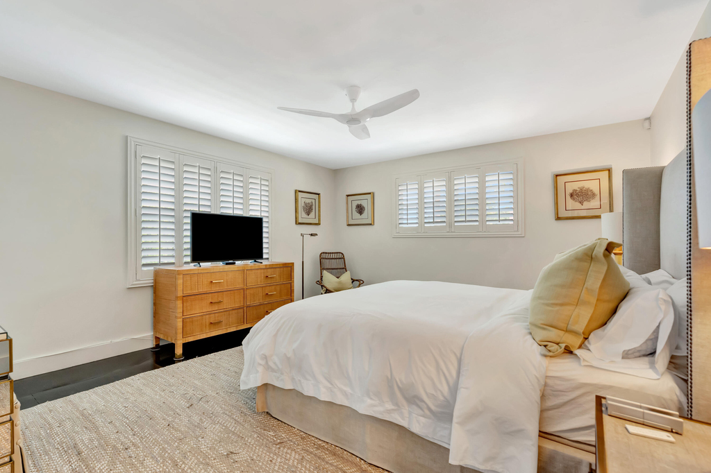 136 Worth Court S - Photo 36