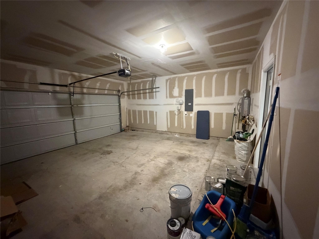 633 Cedar Springs Drive - Photo 36